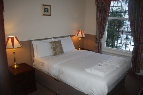 Gomersal Lodge Hotel Клекхитон Экстерьер фото