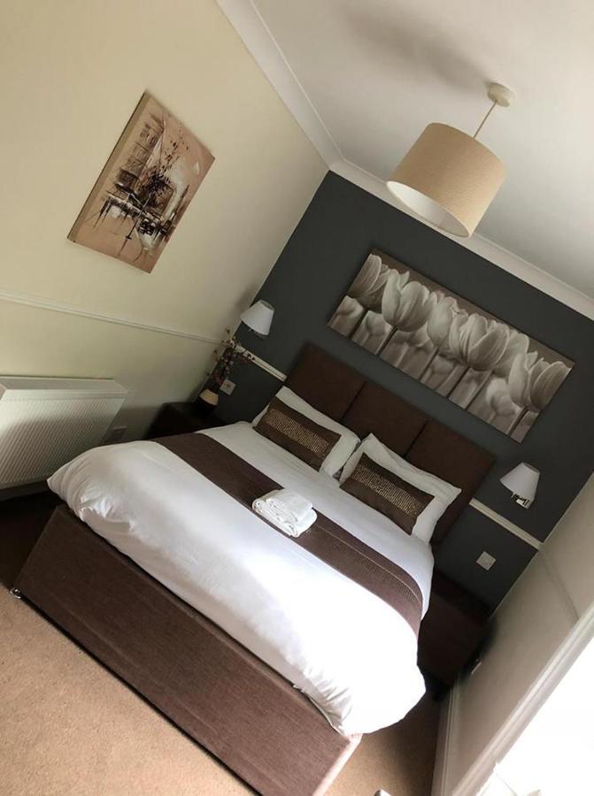 Gomersal Lodge Hotel Клекхитон Экстерьер фото
